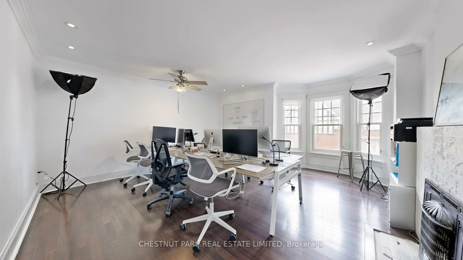 9, Edgedale, North St. James Town, Toronto