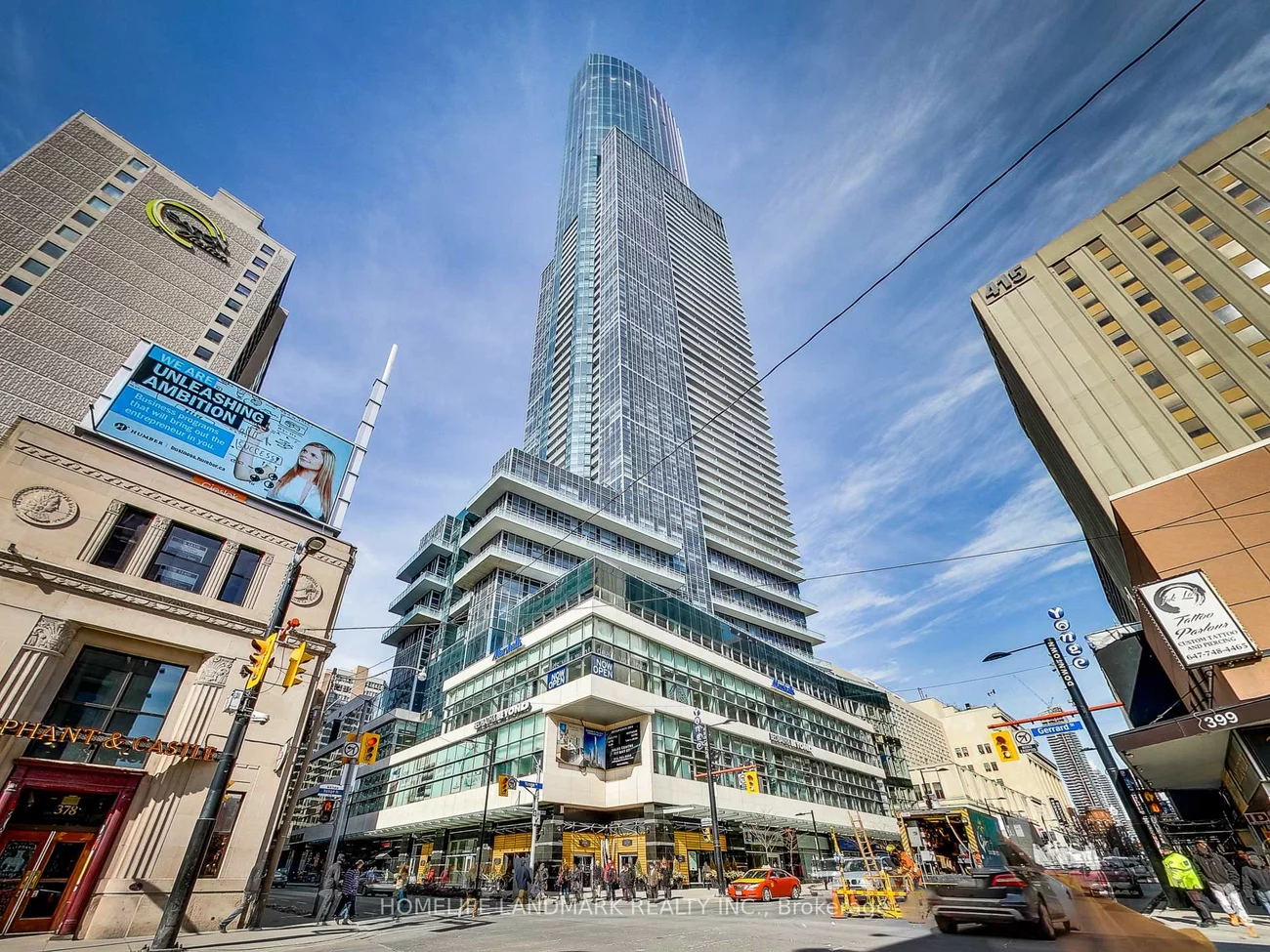 384, Yonge, Bay Street Corridor, Toronto