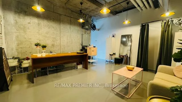 334, Adelaide, Waterfront Communities C1, Toronto