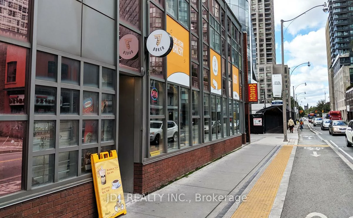 3, Wellesley, Bay Street Corridor, Toronto