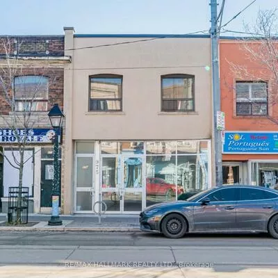 975, College, Little Portugal, Toronto