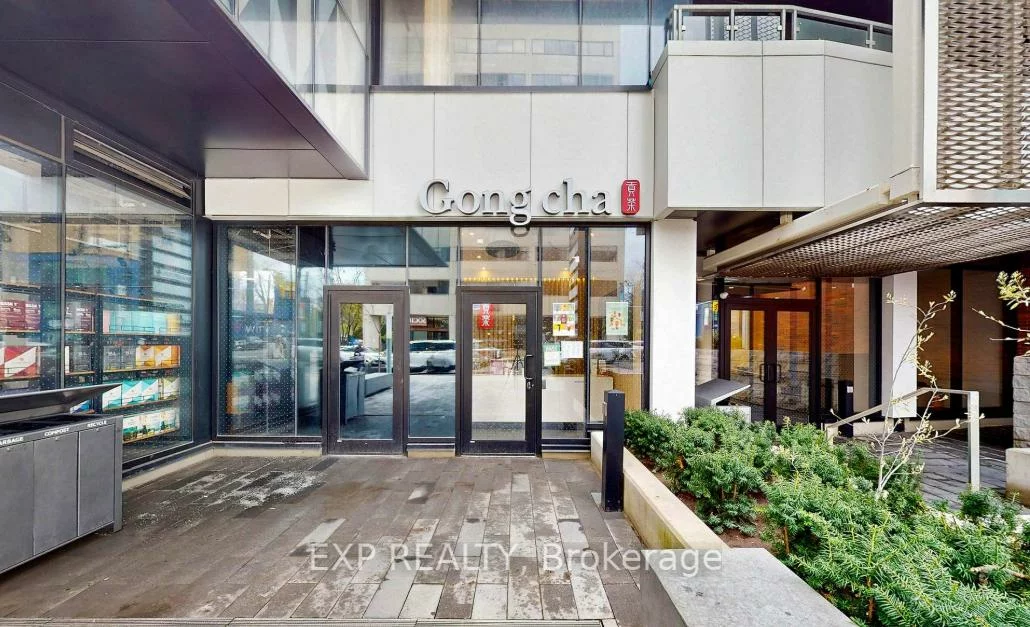 81, St Clair, Rosedale-Moore Park, Toronto