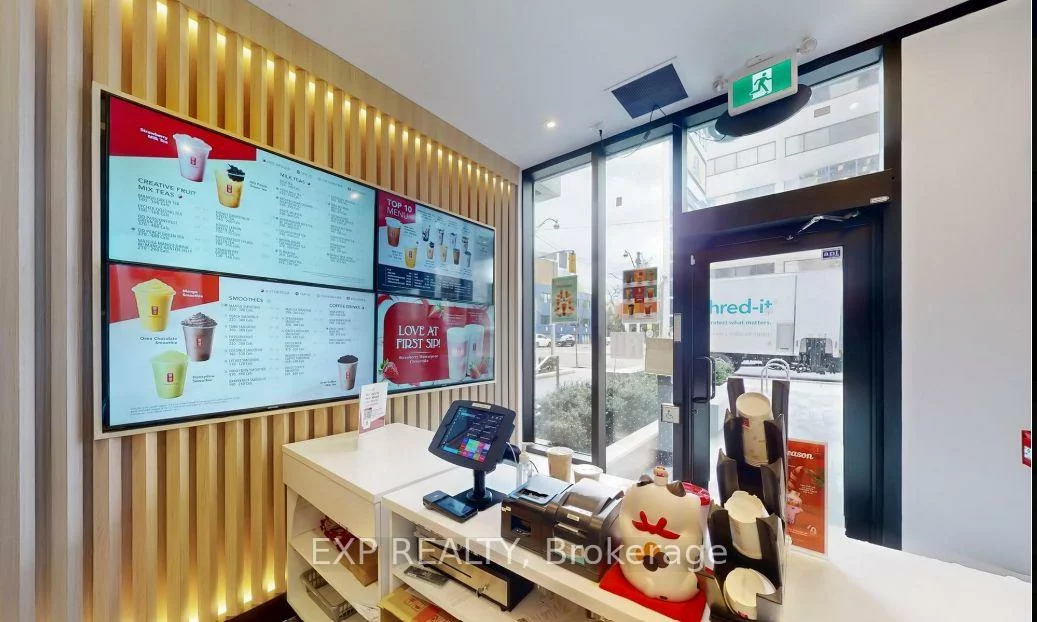 81, St Clair, Rosedale-Moore Park, Toronto
