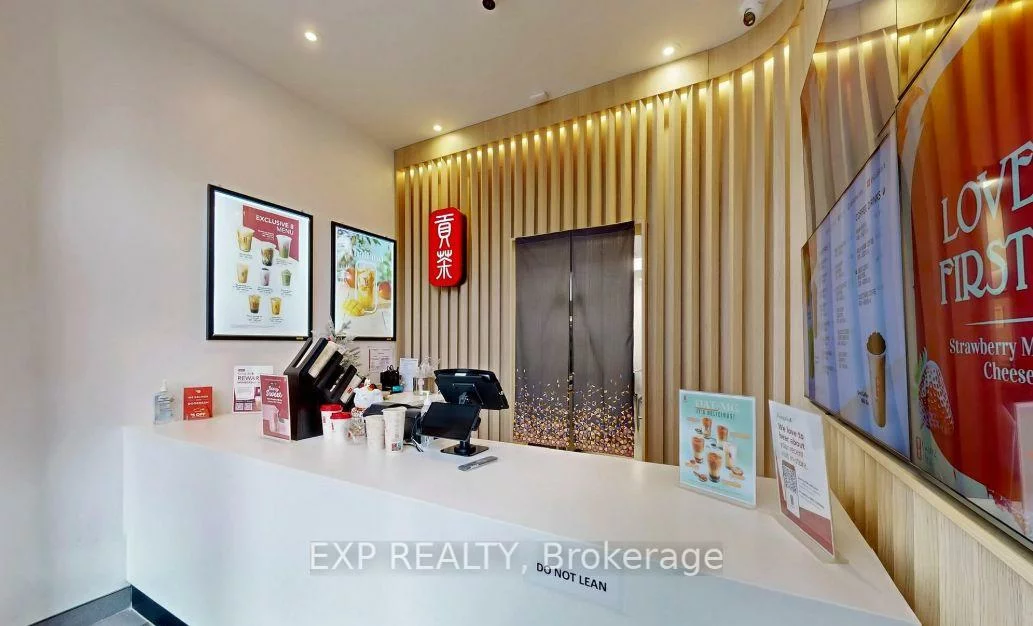81, St Clair, Rosedale-Moore Park, Toronto