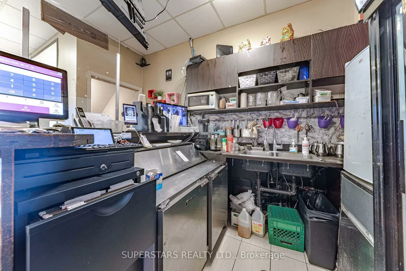 5443, Yonge, Willowdale East, Toronto