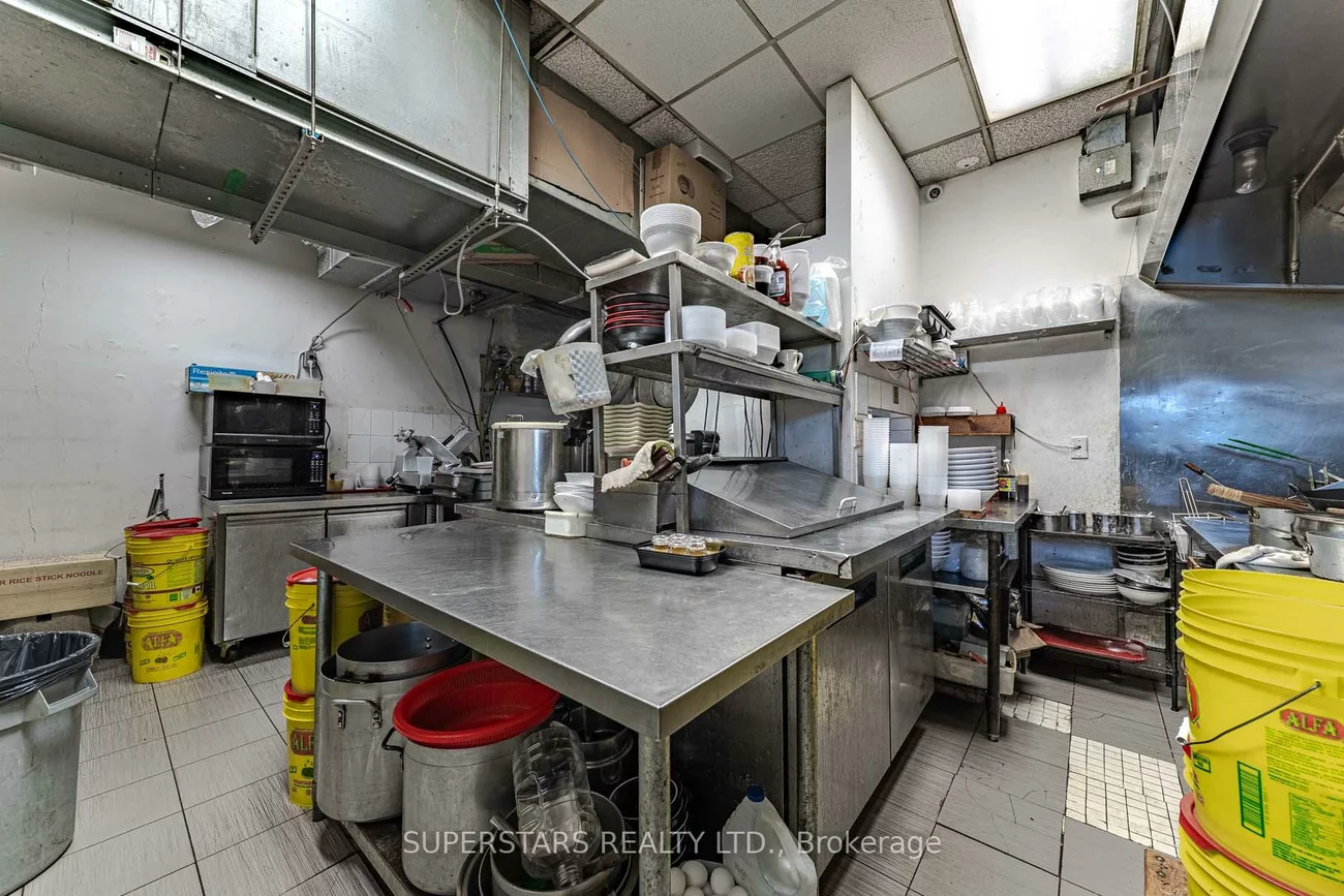 5443, Yonge, Willowdale East, Toronto