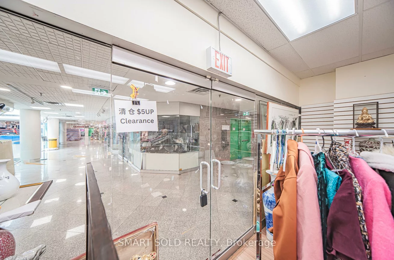 222, Spadina, Kensington-Chinatown, Toronto