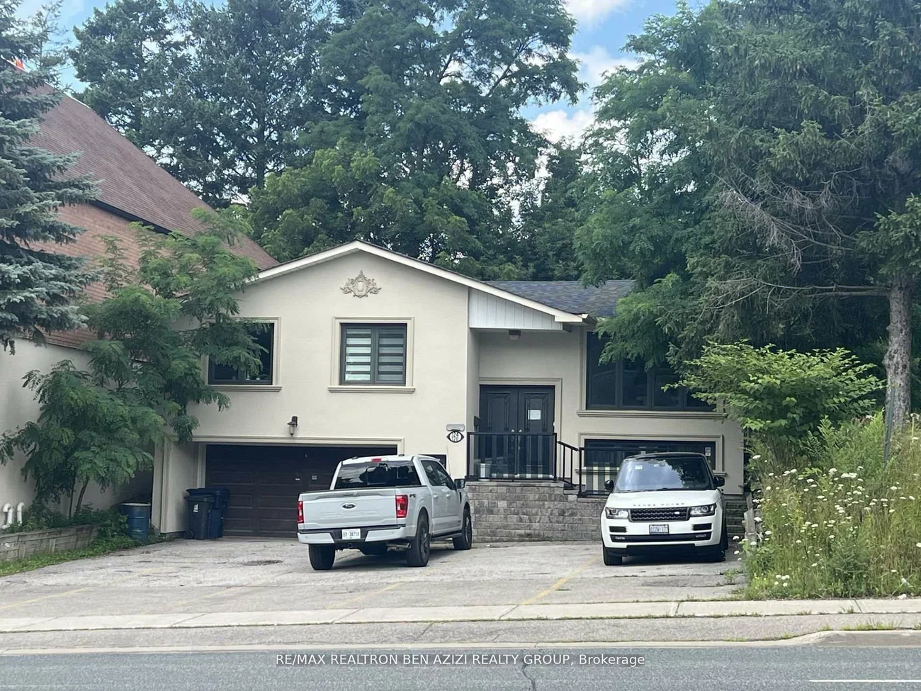 120, Sheppard, Lansing-Westgate, Toronto