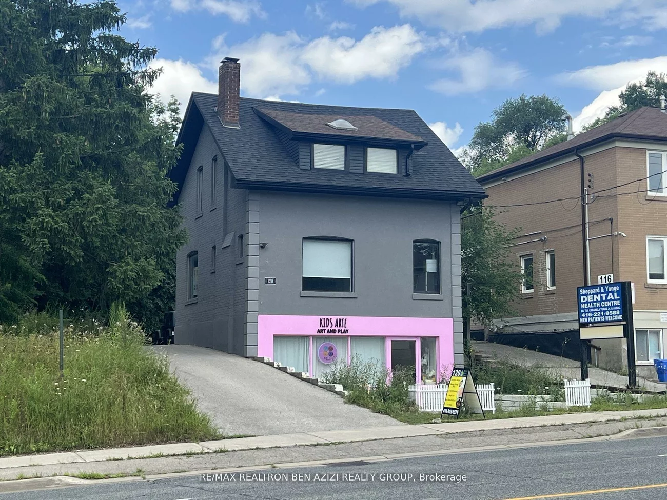 120, Sheppard, Lansing-Westgate, Toronto