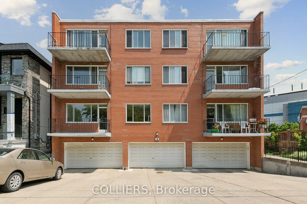 18, Kenrae, Leaside, Toronto
