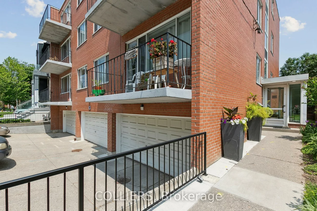 18, Kenrae, Leaside, Toronto