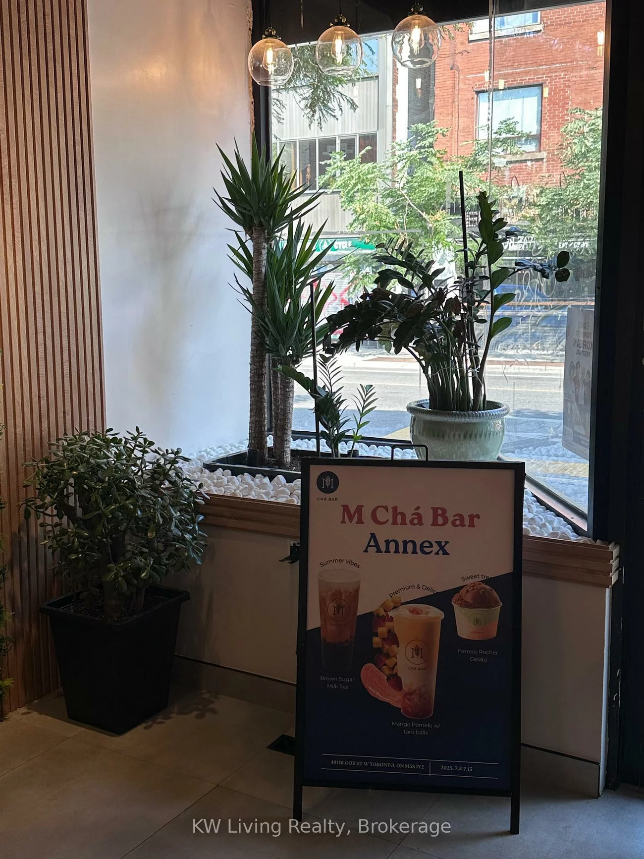 491, Bloor, University, Toronto