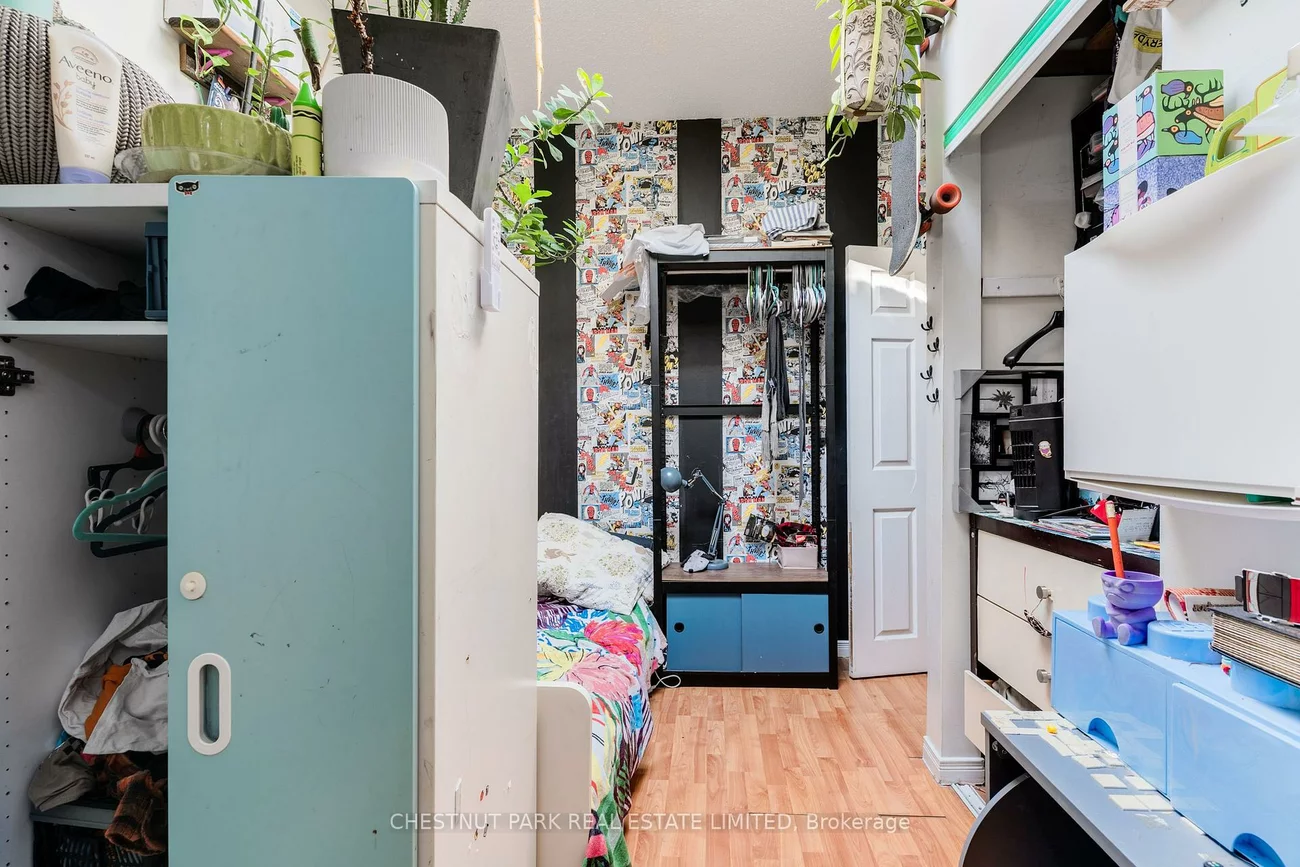 200, Ossington, Trinity-Bellwoods, Toronto