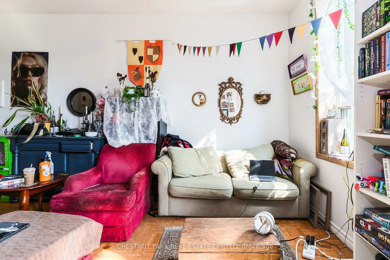 200, Ossington, Trinity-Bellwoods, Toronto