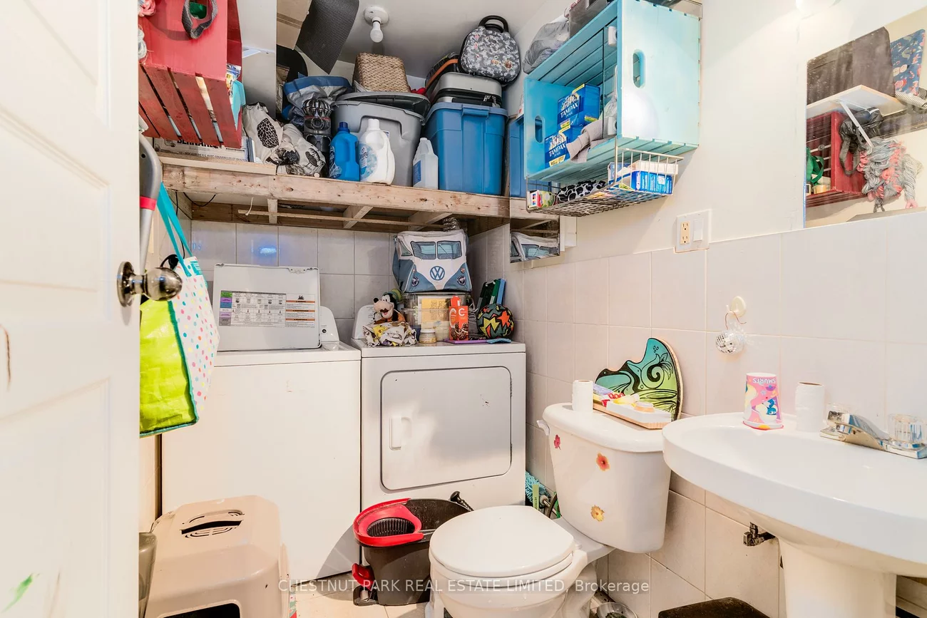 200, Ossington, Trinity-Bellwoods, Toronto