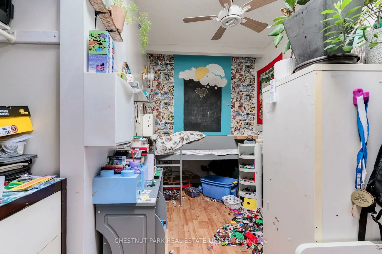 200, Ossington, Trinity-Bellwoods, Toronto
