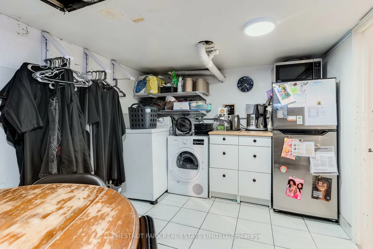 200, Ossington, Trinity-Bellwoods, Toronto