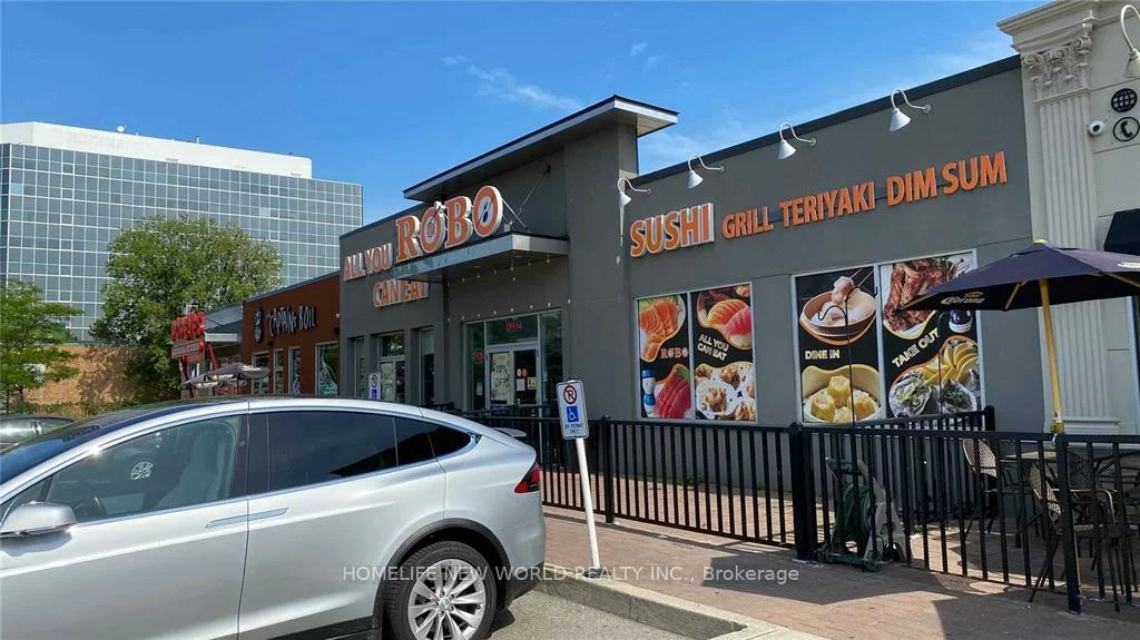 865, York Mills, Banbury-Don Mills, Toronto