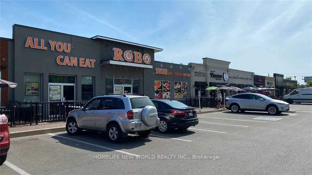 865, York Mills, Banbury-Don Mills, Toronto