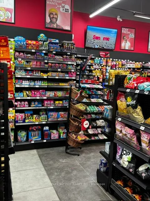 165, King, Moss Park, Toronto