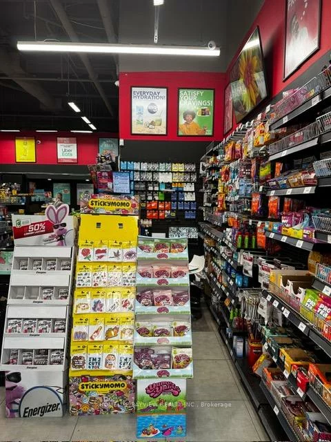 165, King, Moss Park, Toronto