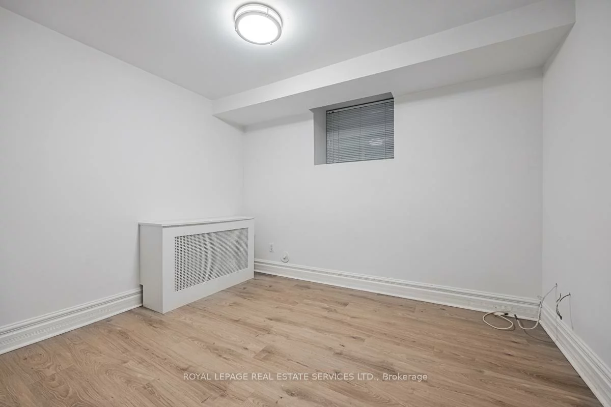 62, Lakeview, Trinity-Bellwoods, Toronto