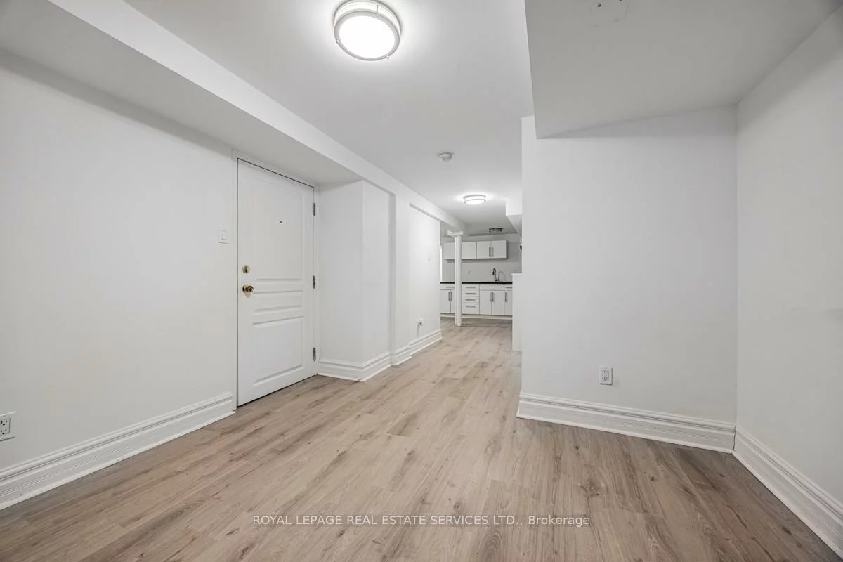62, Lakeview, Trinity-Bellwoods, Toronto
