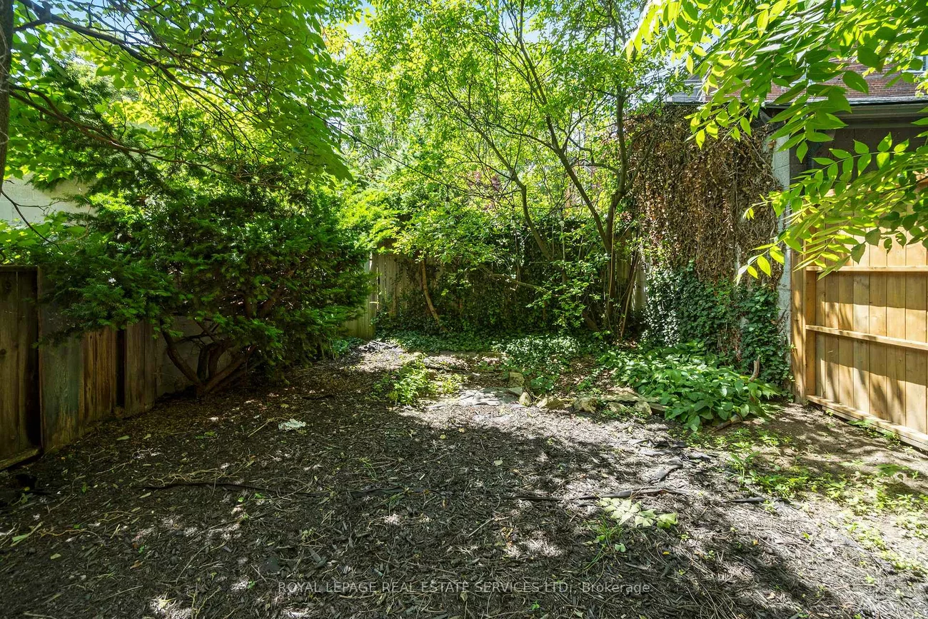 62, Lakeview, Trinity-Bellwoods, Toronto
