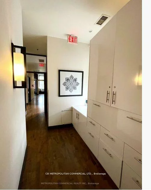 269, Queen, Waterfront Communities C1, Toronto