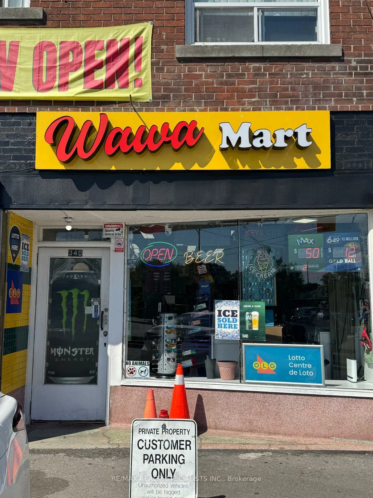 340, Wilson, Clanton Park, Toronto