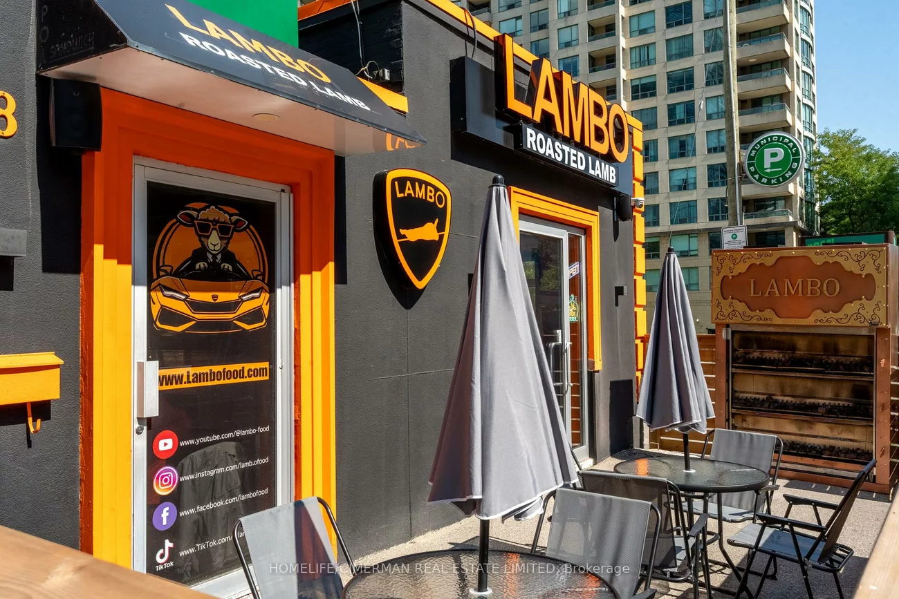 8, Kingsdale, Willowdale East, Toronto