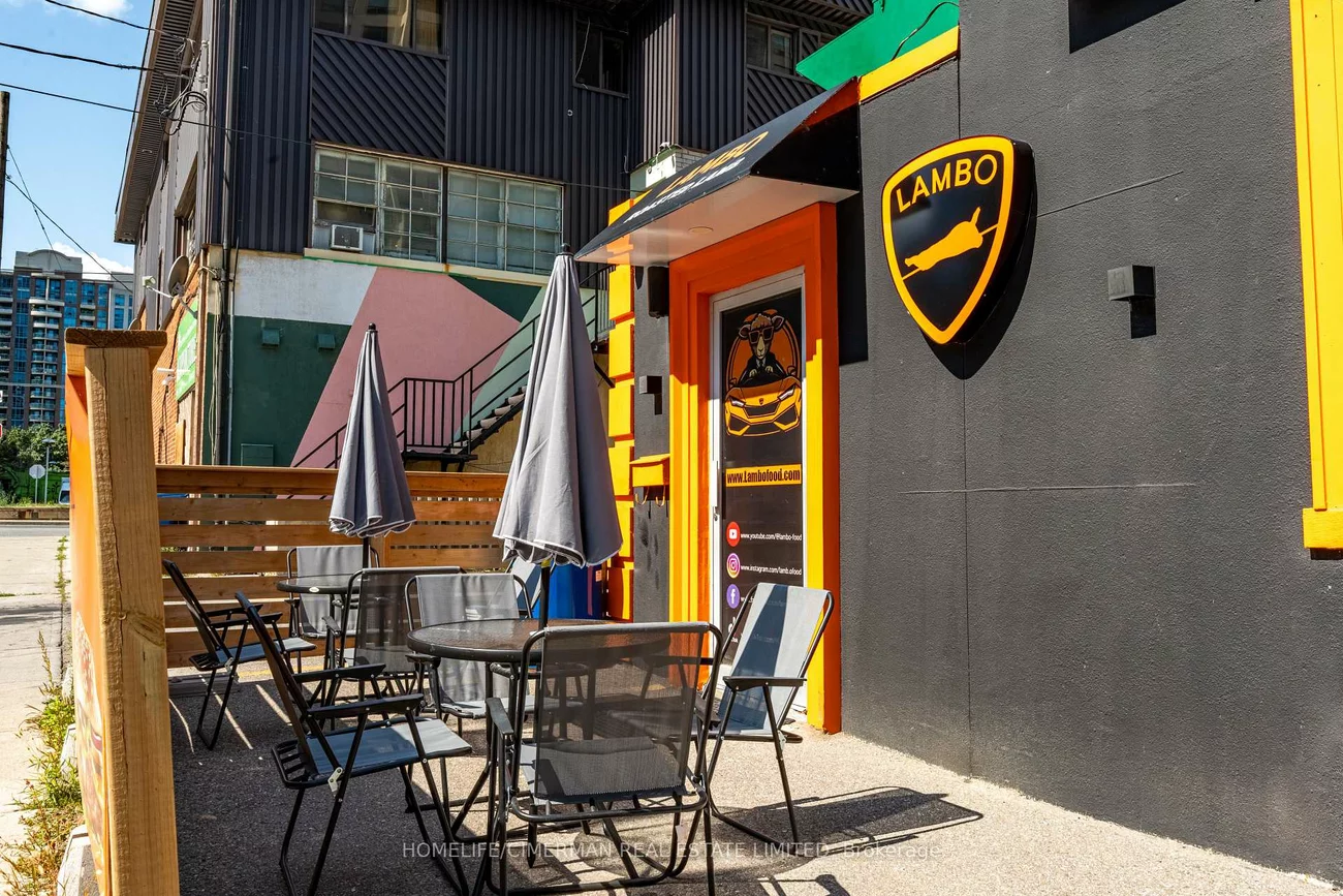 8, Kingsdale, Willowdale East, Toronto