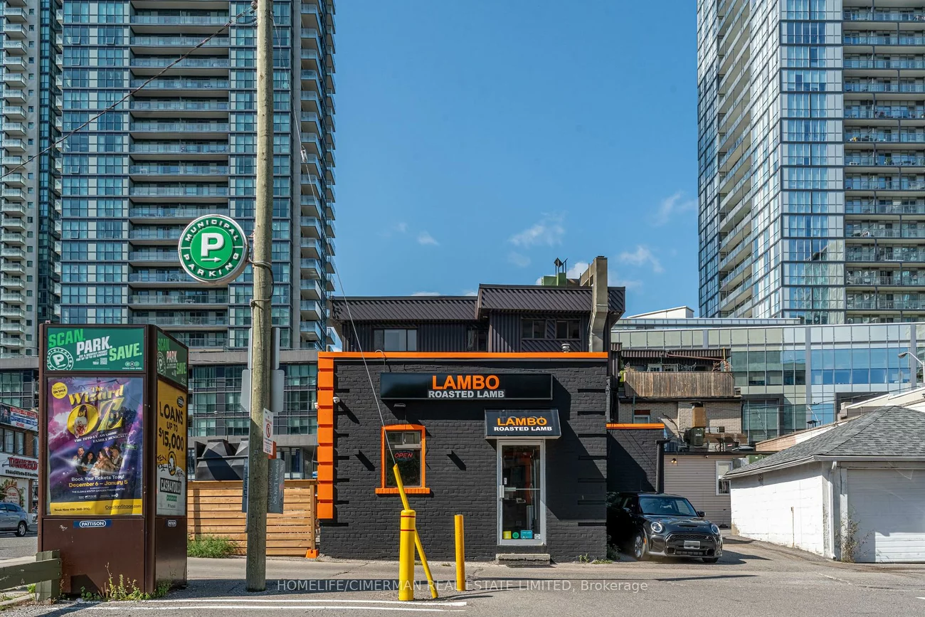 8, Kingsdale, Willowdale East, Toronto