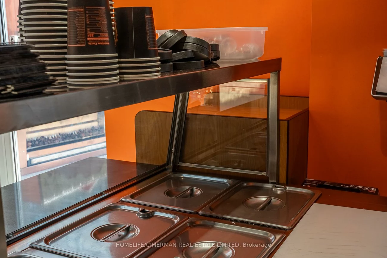 8, Kingsdale, Willowdale East, Toronto