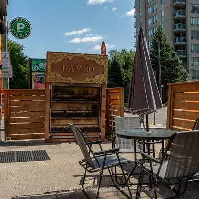 Commercial for sale, 8, Kingsdale, Willowdale East, Toronto