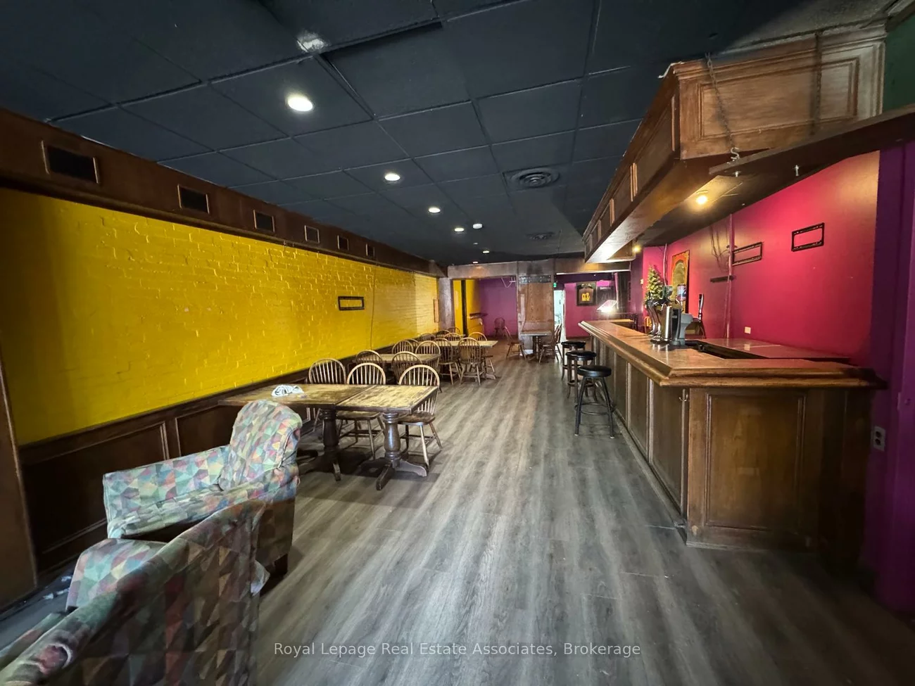 286, Eglinton, Yonge-Eglinton, Toronto