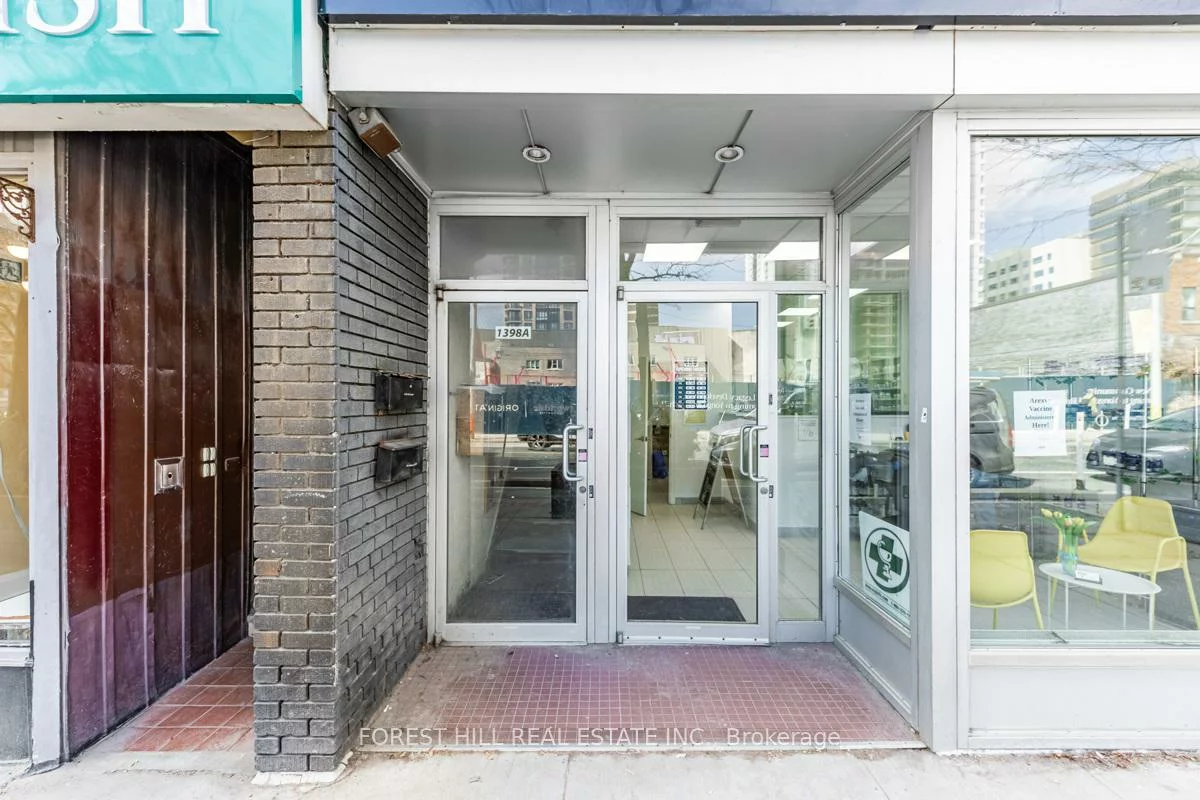 1398, Yonge, Yonge-St. Clair, Toronto
