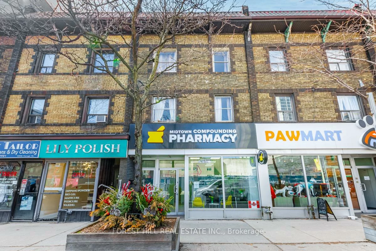 1398, Yonge, Yonge-St. Clair, Toronto