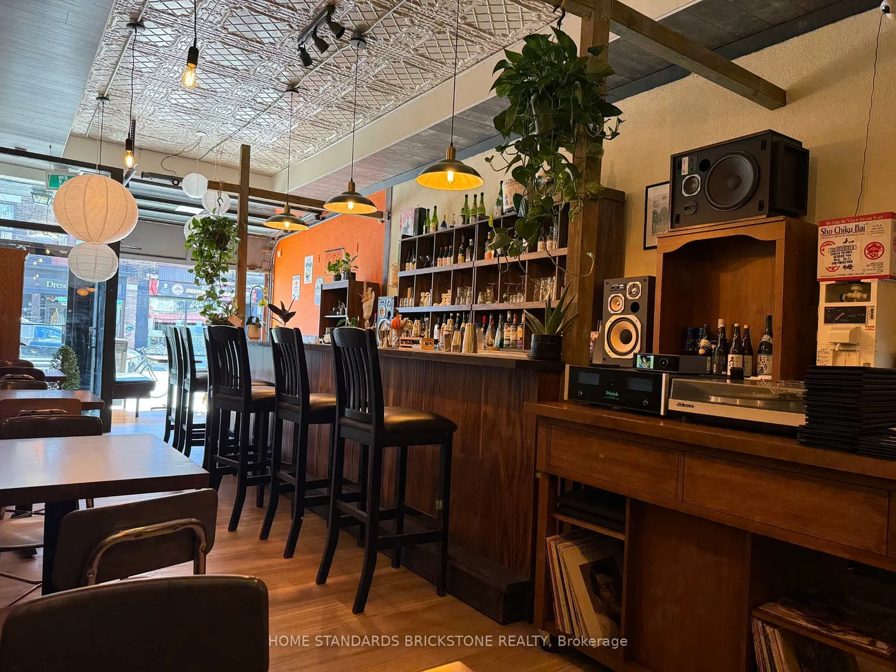 598, College, Palmerston-Little Italy, Toronto