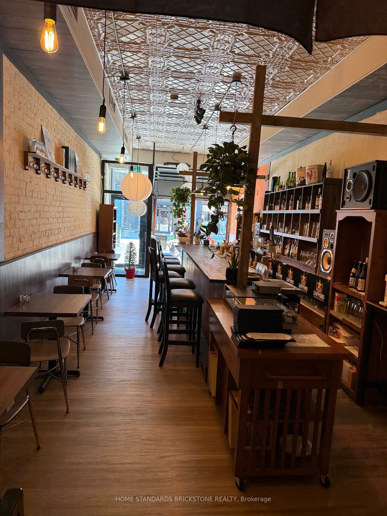 598, College, Palmerston-Little Italy, Toronto