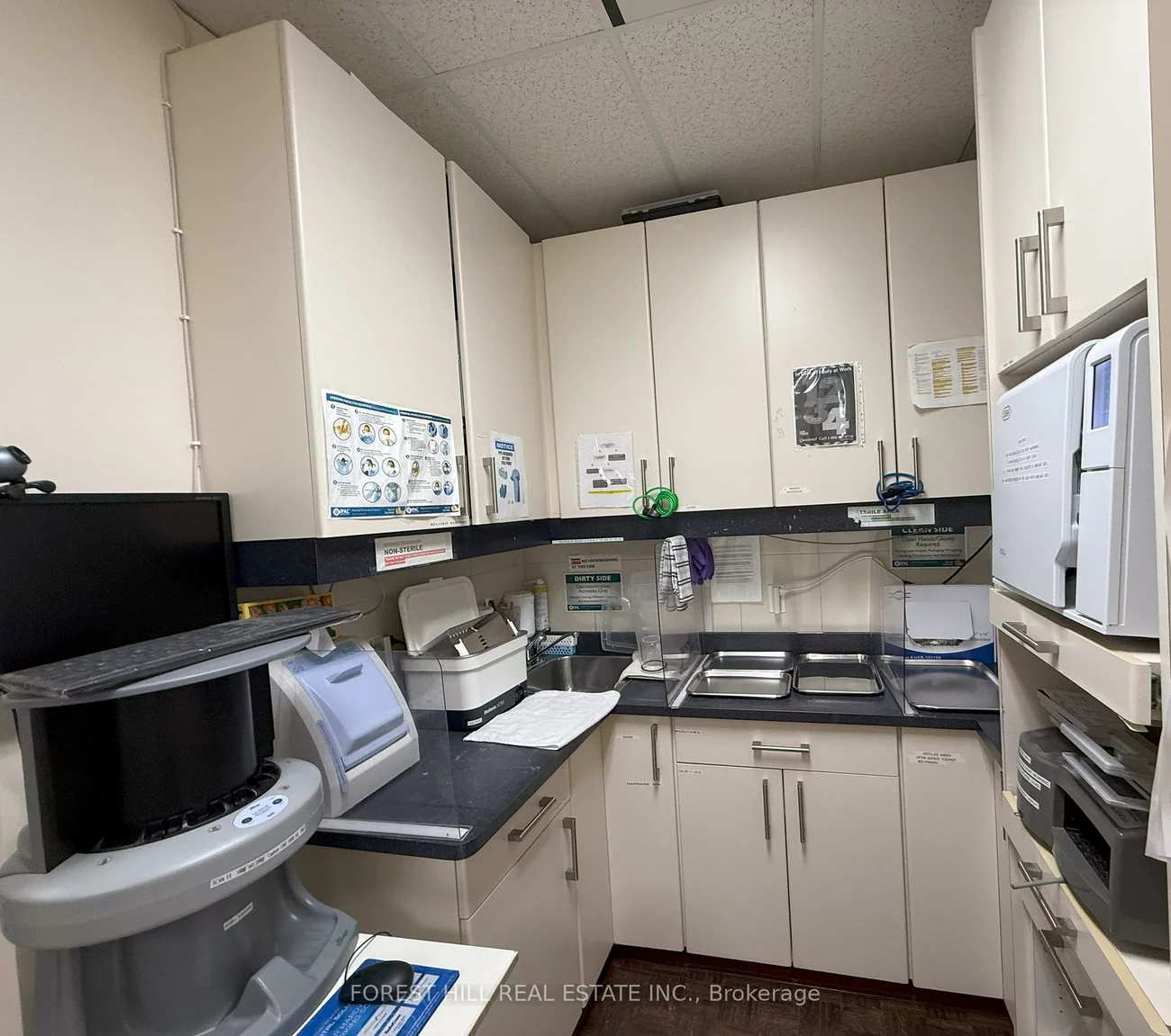 5775, Yonge, Newtonbrook East, Toronto