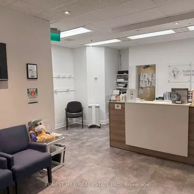 5775, Yonge, Newtonbrook East, Toronto