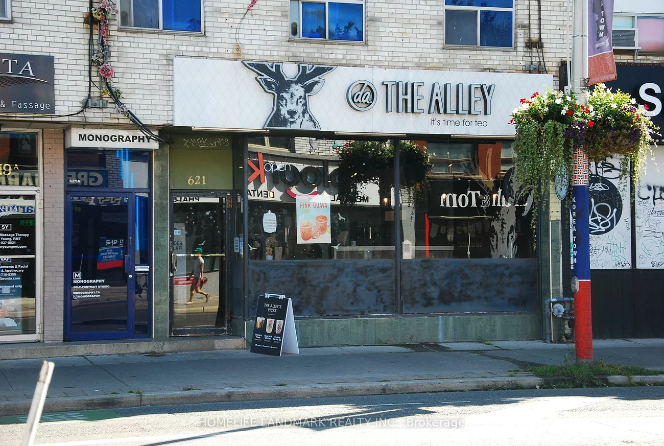 621, Bloor, Palmerston-Little Italy, Toronto