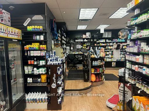 121, King, Bay Street Corridor, Toronto