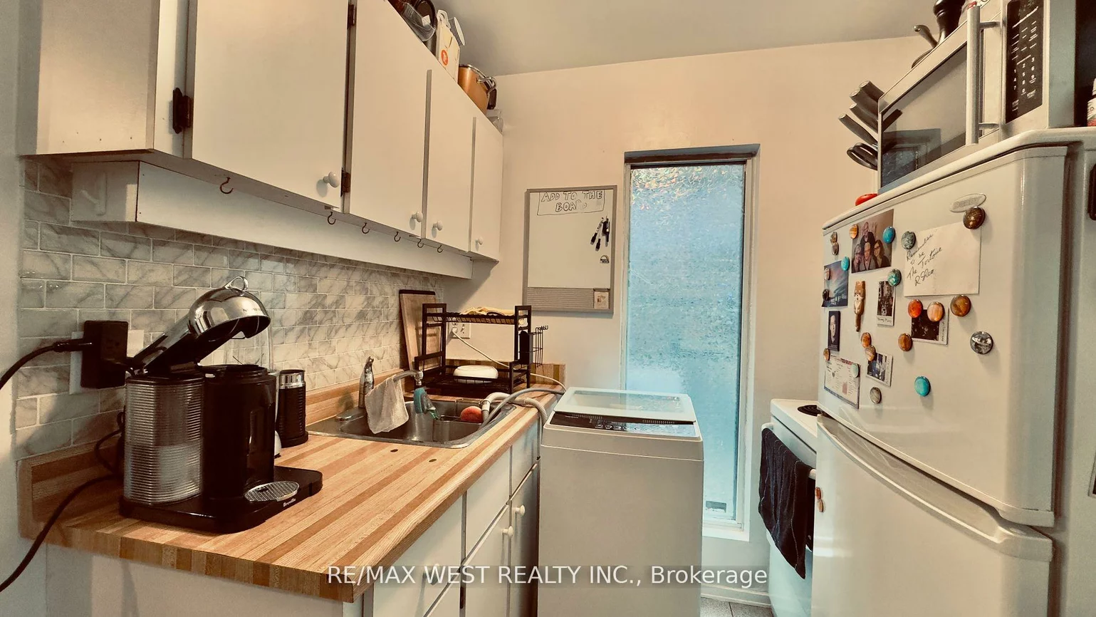 1061, Bathurst, Annex, Toronto