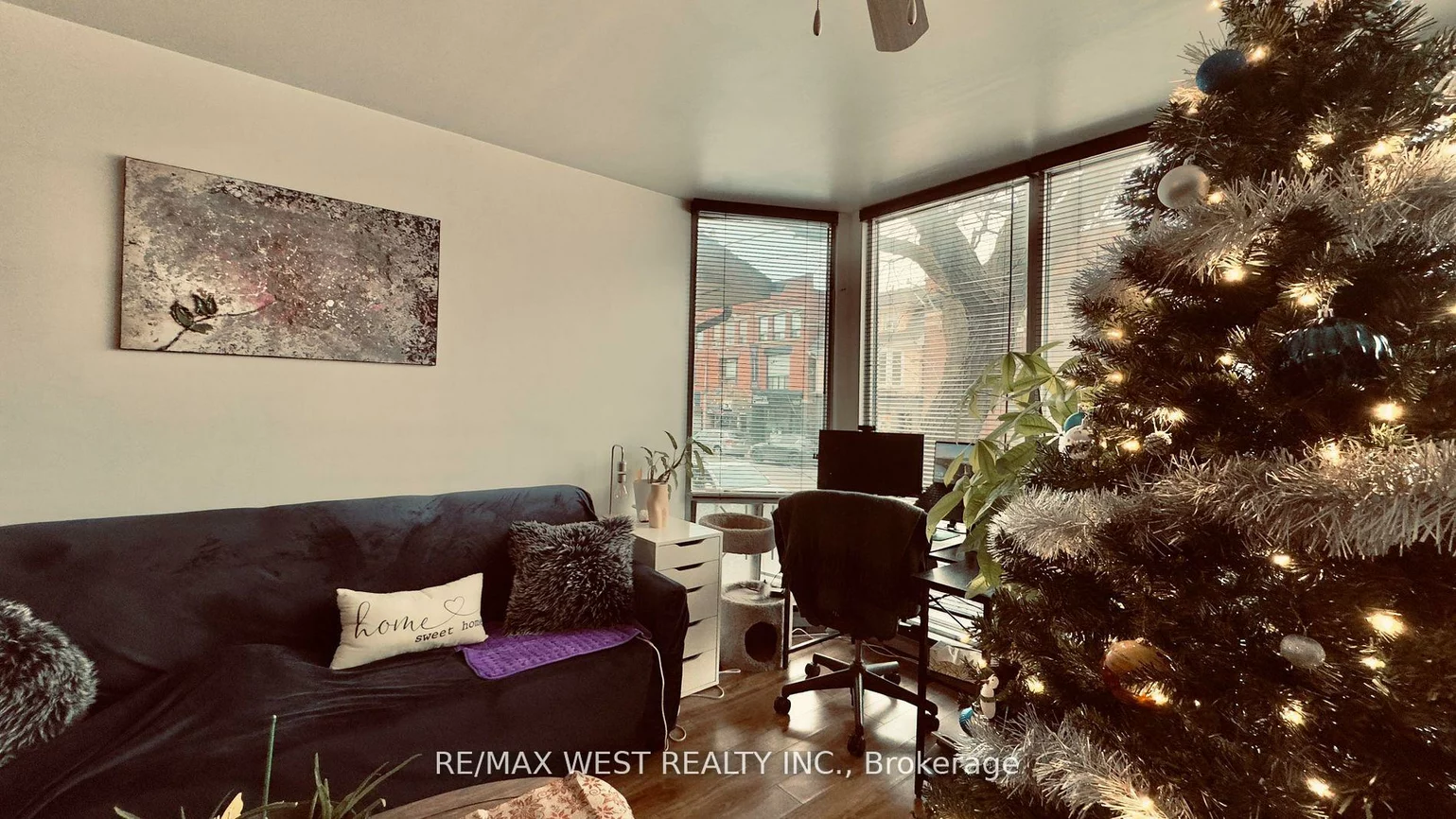 1061, Bathurst, Annex, Toronto