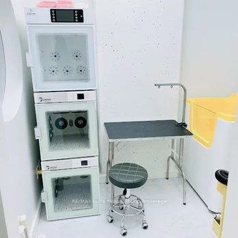 133, McMahon, Bayview Village, Toronto