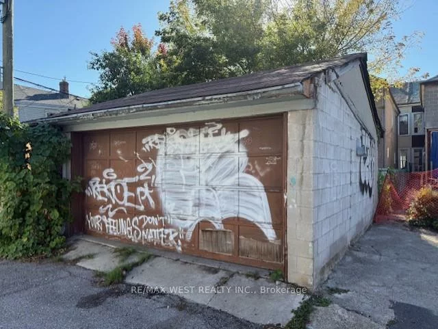 23, Clinton, Trinity-Bellwoods, Toronto