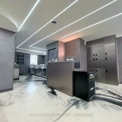 4905, Yonge, Willowdale East, Toronto