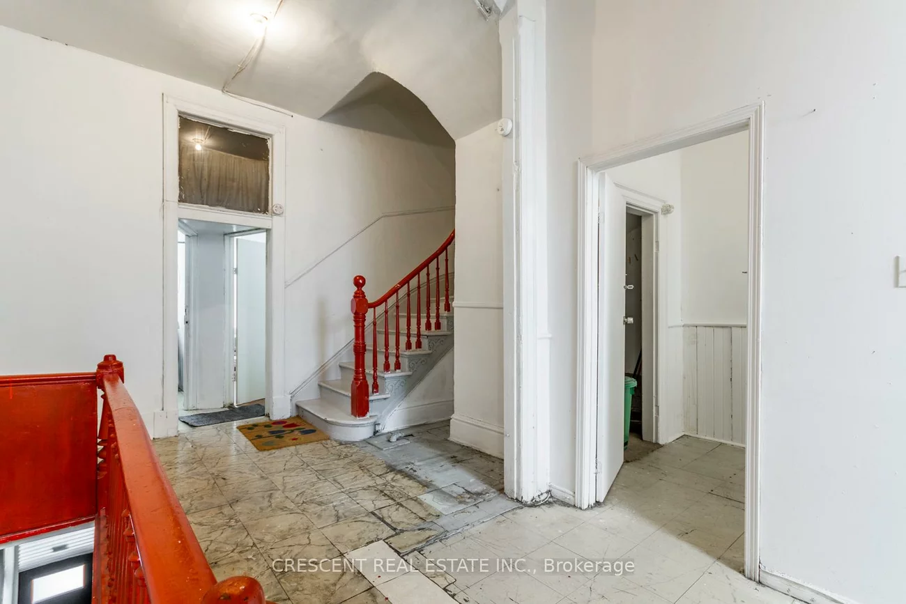 414, Queen, Kensington-Chinatown, Toronto